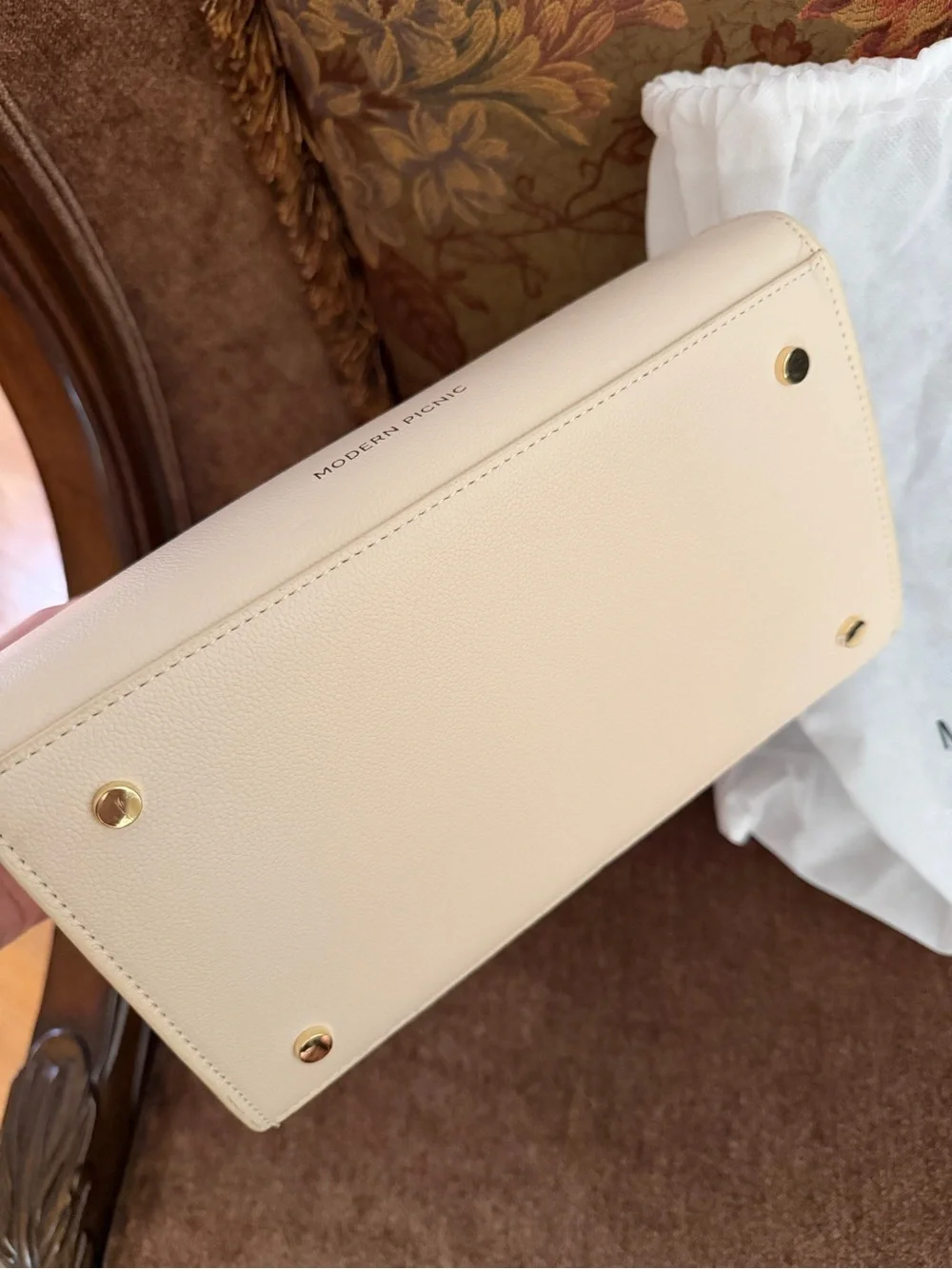 Modern Picnic The Luncher Insulated Vegan Leather Handbag Cream Ivory